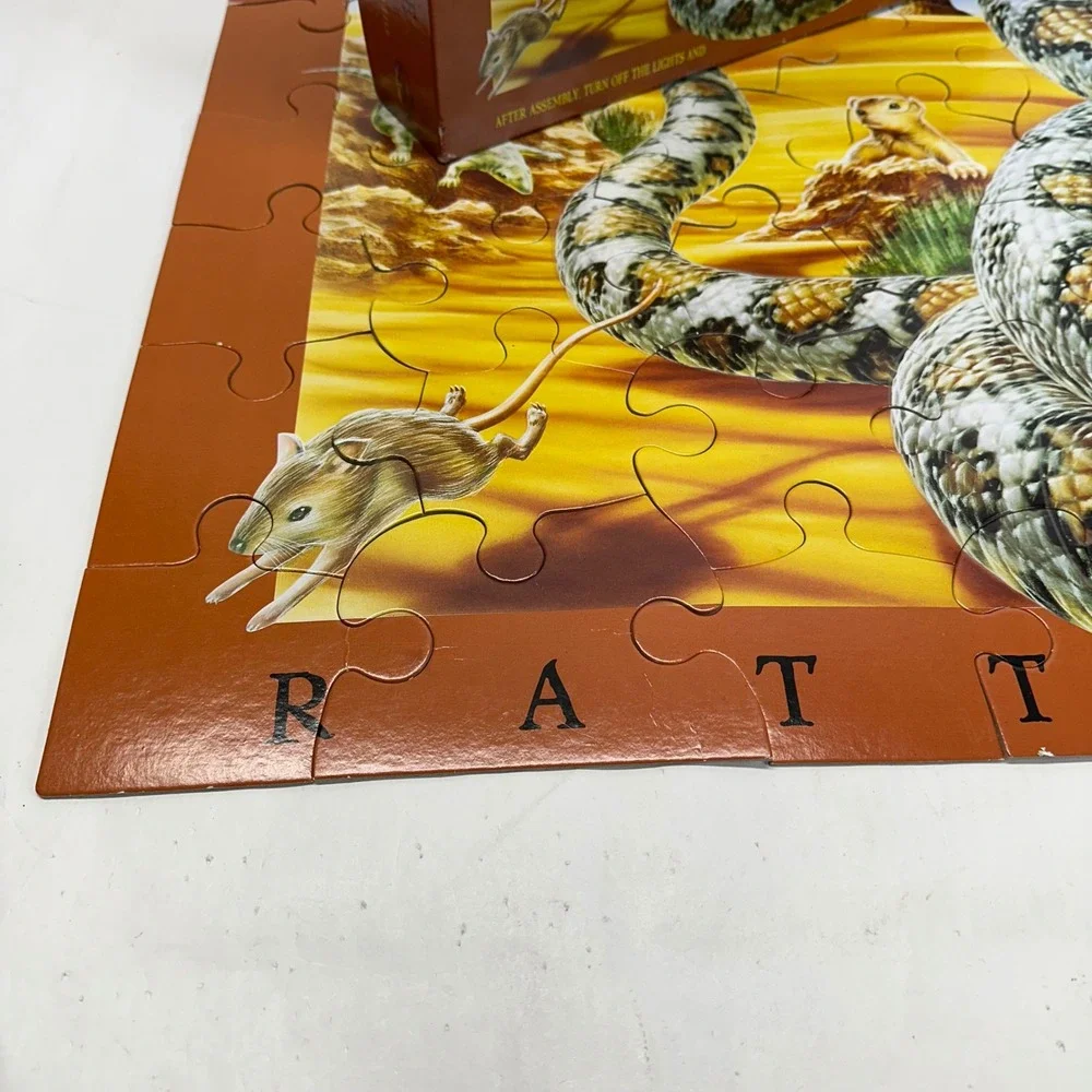 Glo Zone Rattlesnake 48 Piece Glow in the Dark Floor Puzzle Ages‎ 4 Plus
